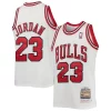 Resistente Lujoso Moderno Michael Jordan Chicago Bulls Youth 1997/98 Hardwood Classics Authentic Jersey White/Black/Red